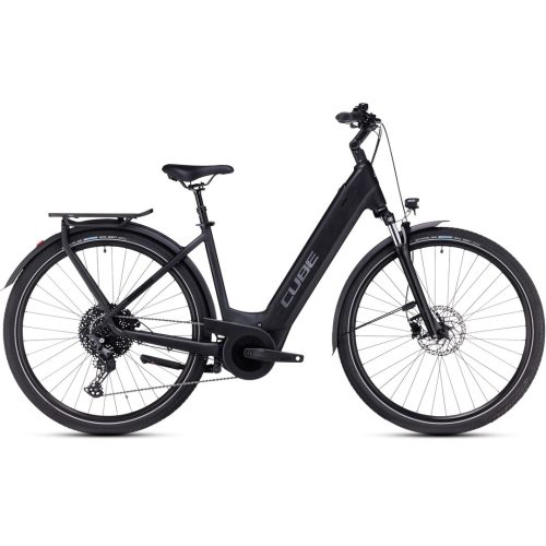 CUBE TOURING HYBRID PRO 625 BLACK'N'METAL ELEKTROMOS KERÉKPÁR 2024